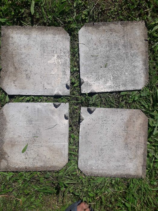 Tăblite din beton și țiglă roșie, acoperiș sau pavaj