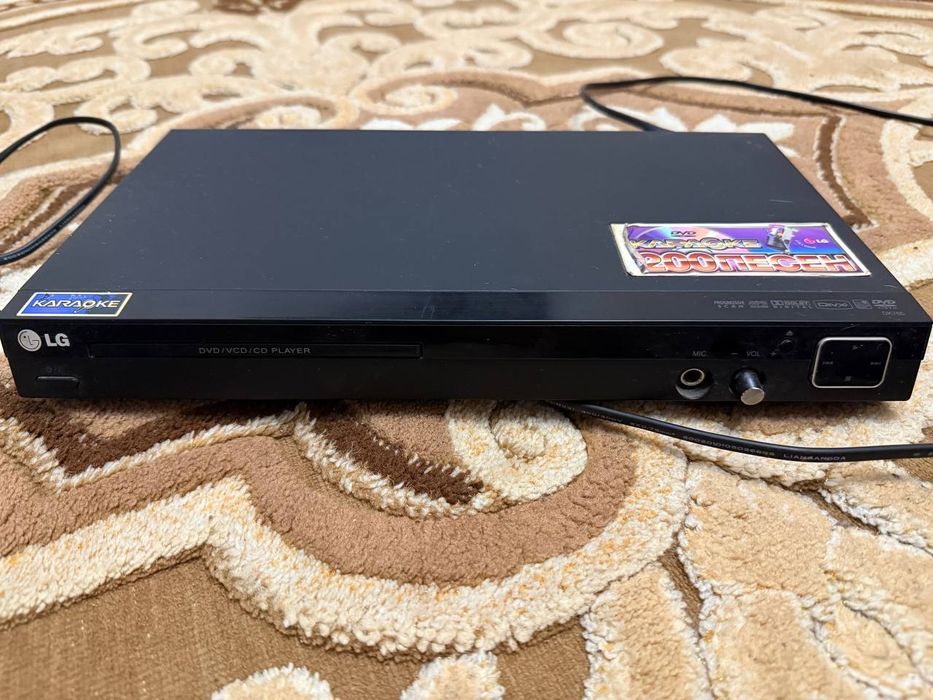 Продам DVD плеер.