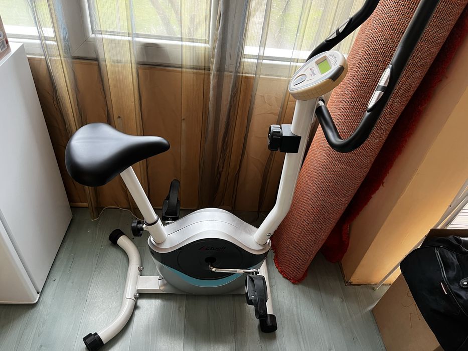 Бягаща пътека и велоергометър