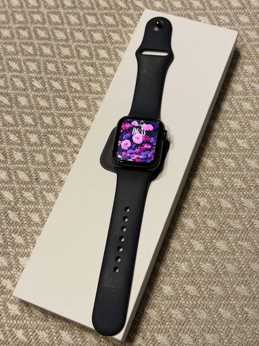 Apple Watch SE (2nd generation) - 40mm GPS