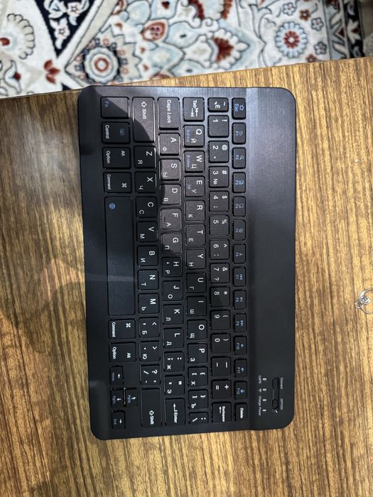 Планшет G2000 серого цвета