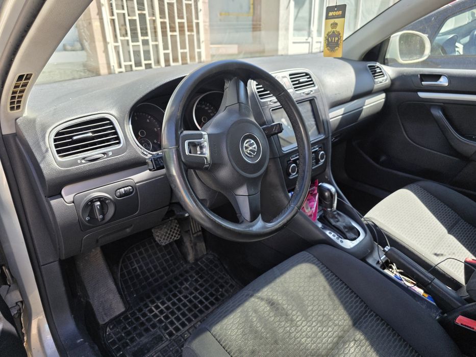 VOLKSWAGEN Golf 2011 — imagine 3