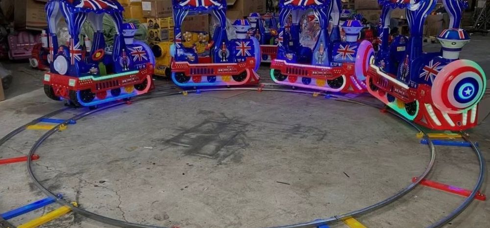 Batut siz hohlagan turdagi atraksionlar bor sotuvda