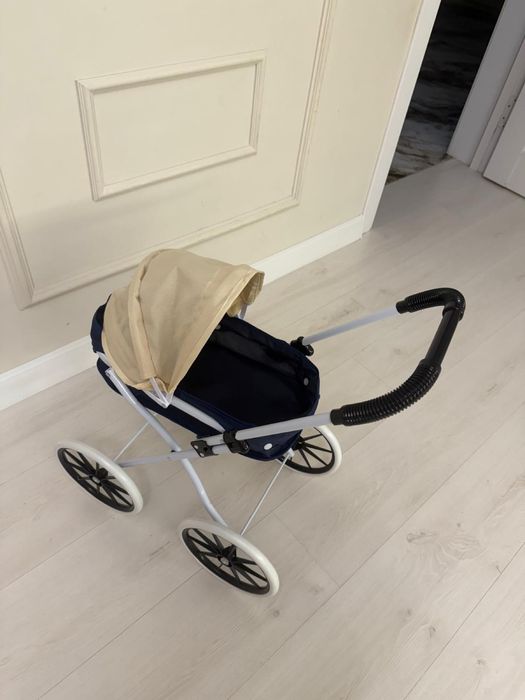 Коляска для куклы