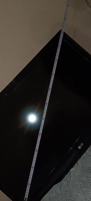 Продаю телевизор 107см