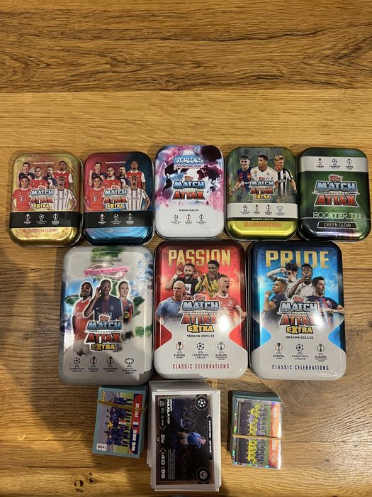 Продавам карти match attax extra и лимитирана карта