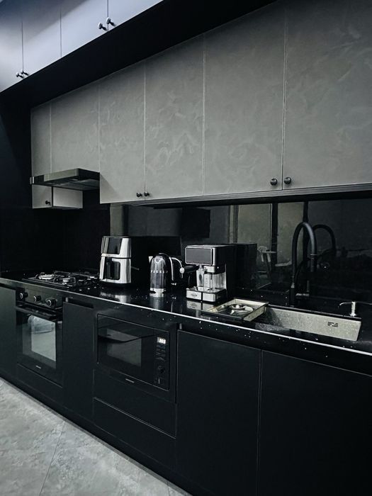 Новая 3-х комнатная евро квартира в новостройке