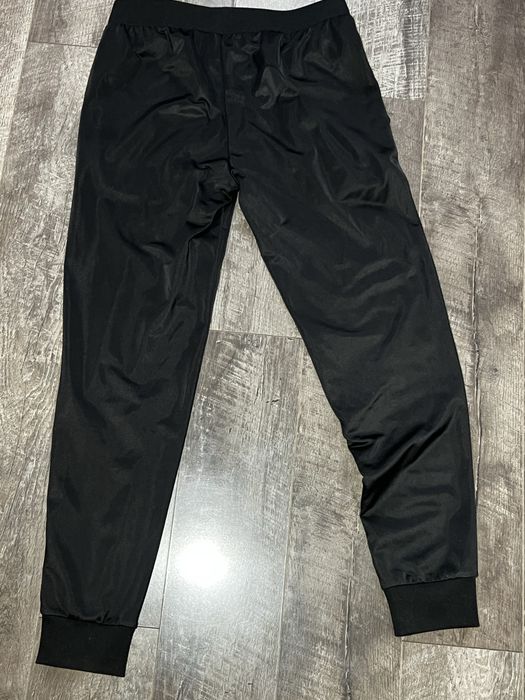 Pantaloni negri EA7