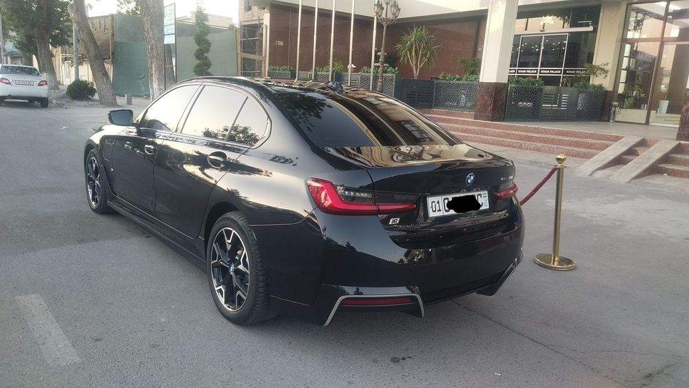 BMW i3 2023 — 7