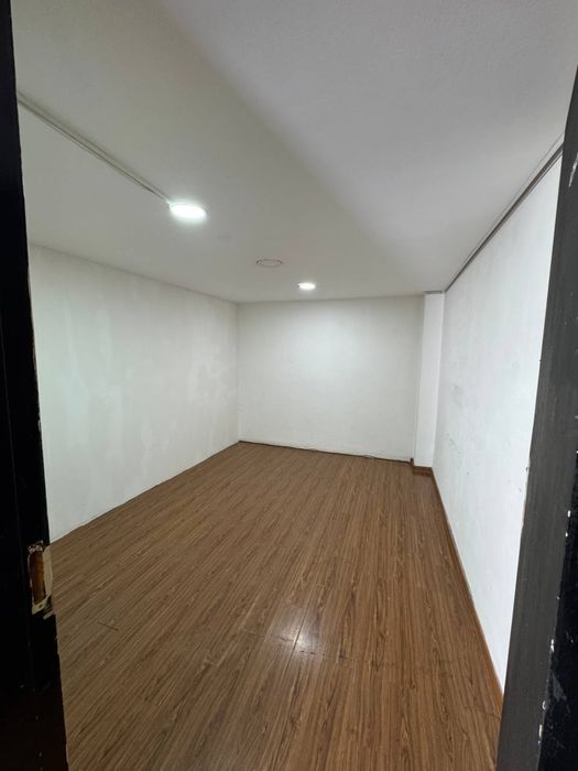 Дархан Хамид Алимджана | 175кв - нежилое помещение вдоль дороги Продаж