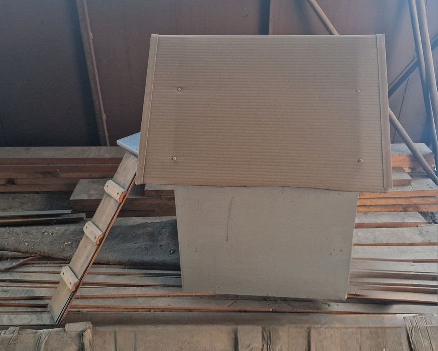 Продам будку для собаки и кошки 2в1