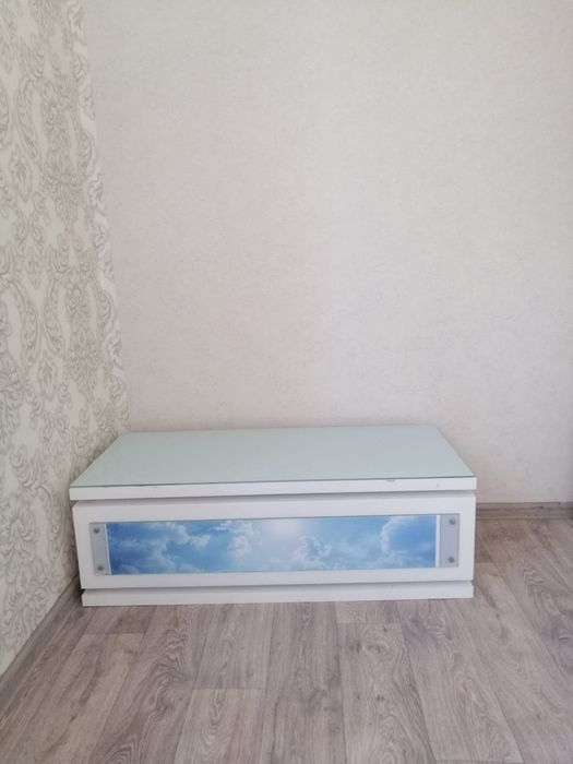 Продам подставку под телевизор