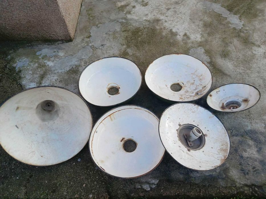 Продавам  стара емайлирана табела