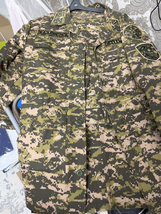 Продам китель и штаны военные