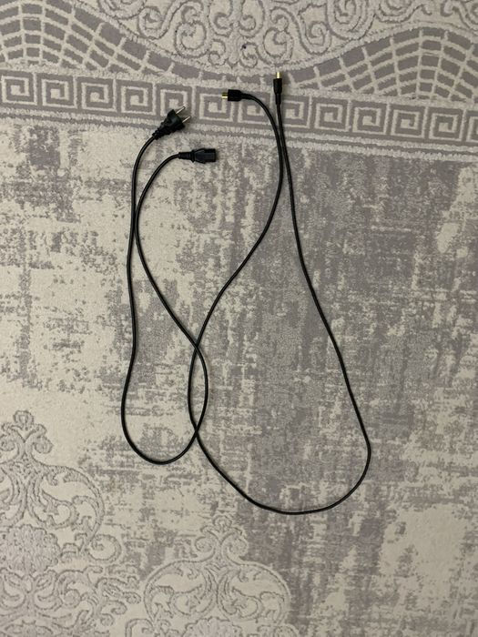 Плейстейшон 4 про в харошом состояне