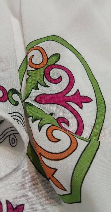 Платки женские разные