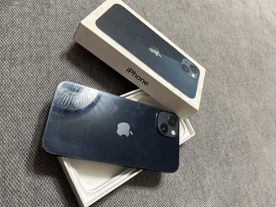 Продам iphone 13