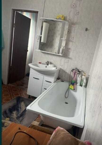 Сдам дом в аренду в центре города.