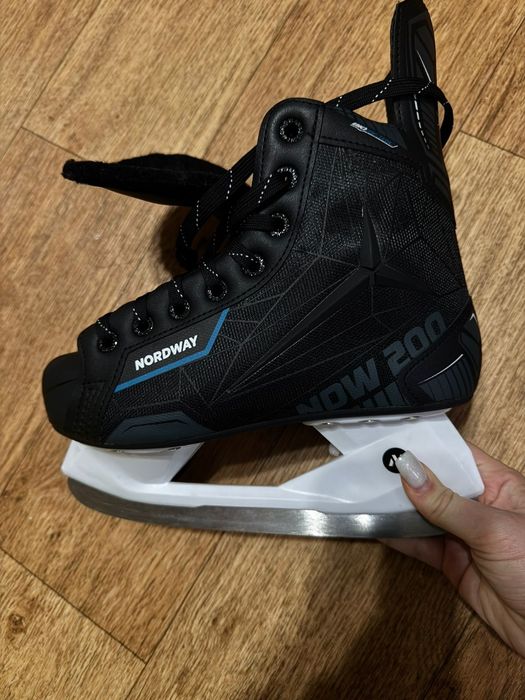 Коньки ледовые nordway