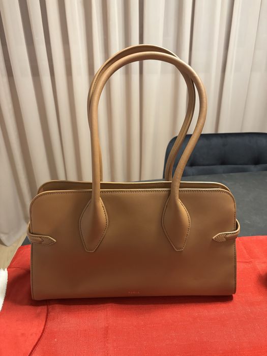 Vand geanta dama Furla