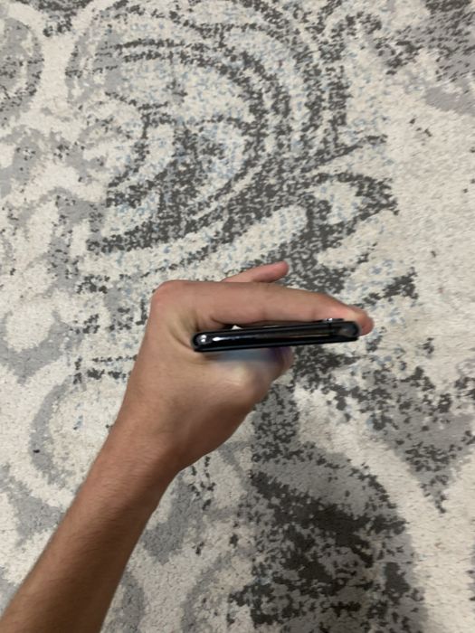 Iphone xs sotiladi
