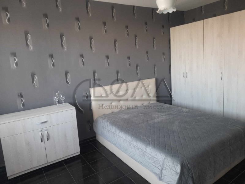 Продава се Тристаен апартамент в София, Слатина - 95 кв.м за 1990 €/кв.м - Снимка #5