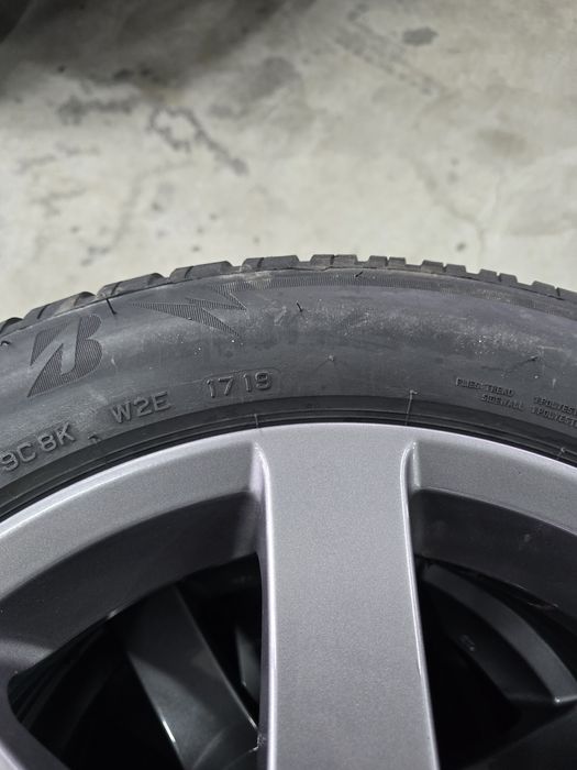 4 Броя 205/55/16 Bridgestone 8mm