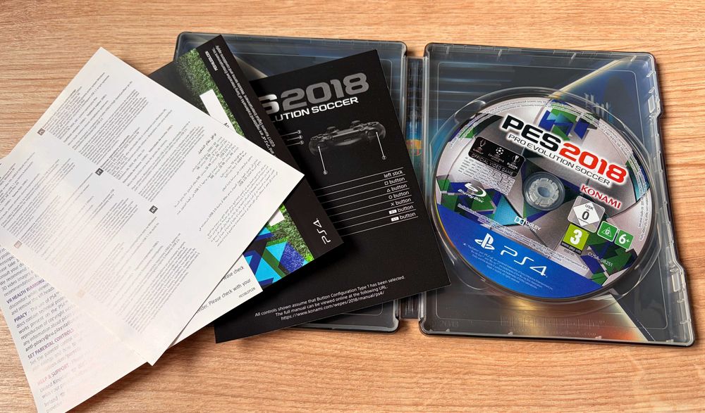 PS4 PES 2018 Pro Evolution Soccer Legendary Edition Steelbook