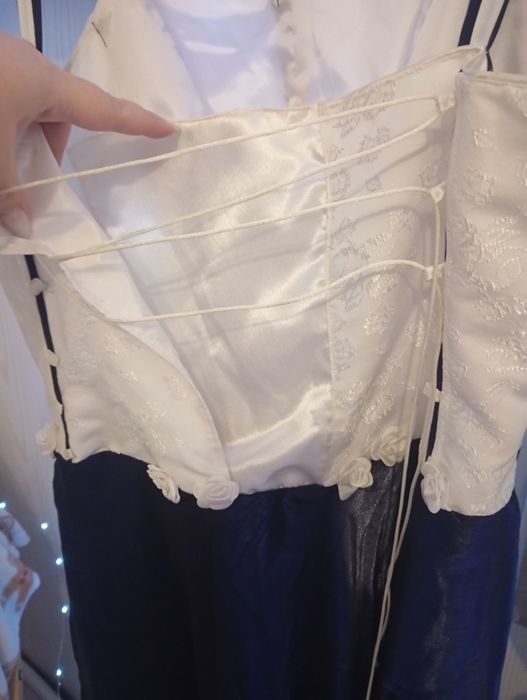 Rochie de mireasa in doua culori