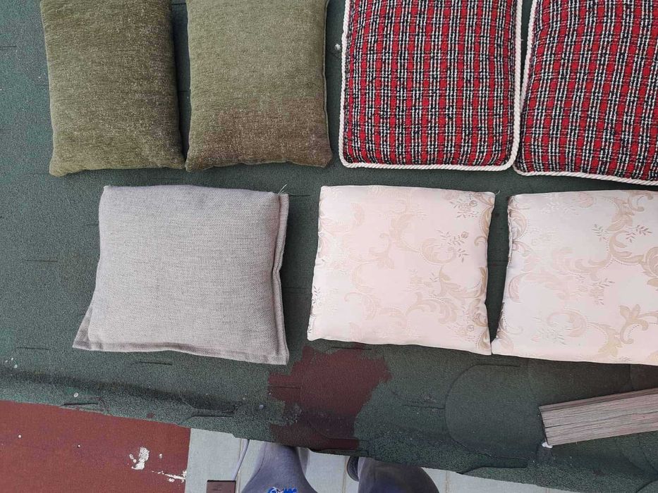 Малки възглавници за дивани, кресла, фотьойли, столове и други