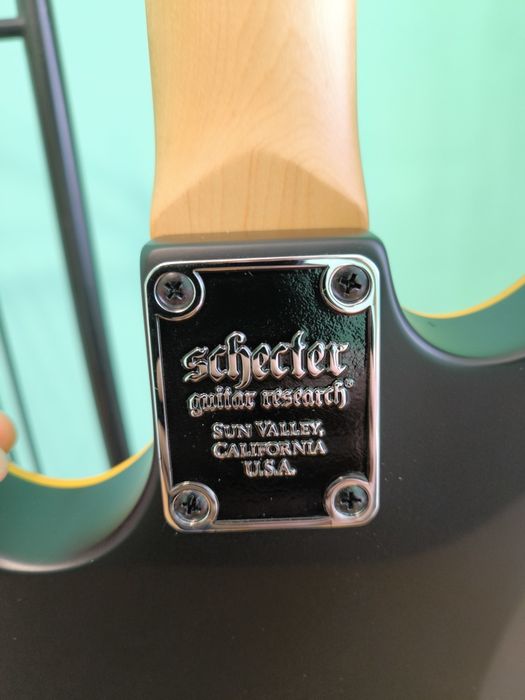 Schecter Demon-6