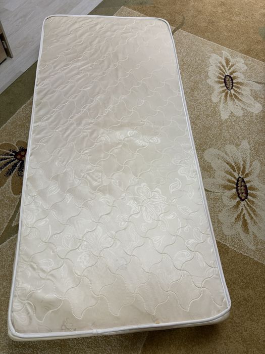 кровать односпальная с ящиками+матрас