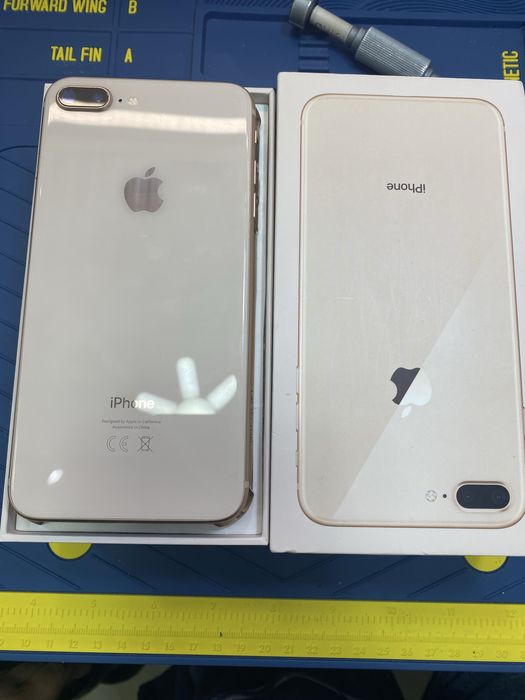 Айфон 8 плюс 64 гб