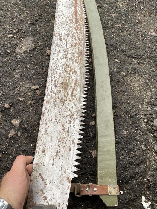 Двуручная пила