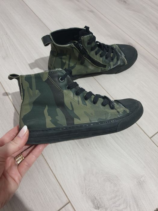 Bascheți Zara măr. 32/33