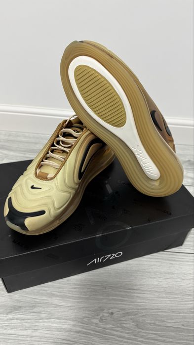 Adidasi Nike Air Max 720 Aurii Originali