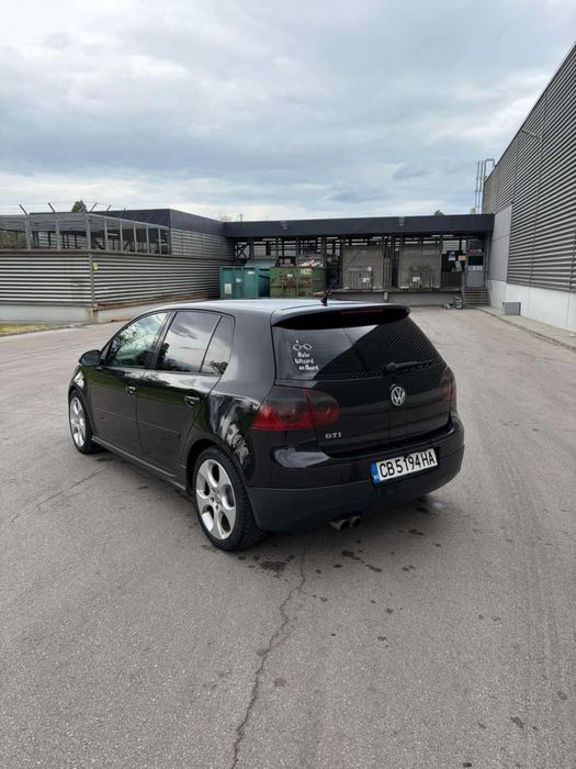 Volkswagen Golf 5 Цената ТЪРПИ КОМЕНТАР
