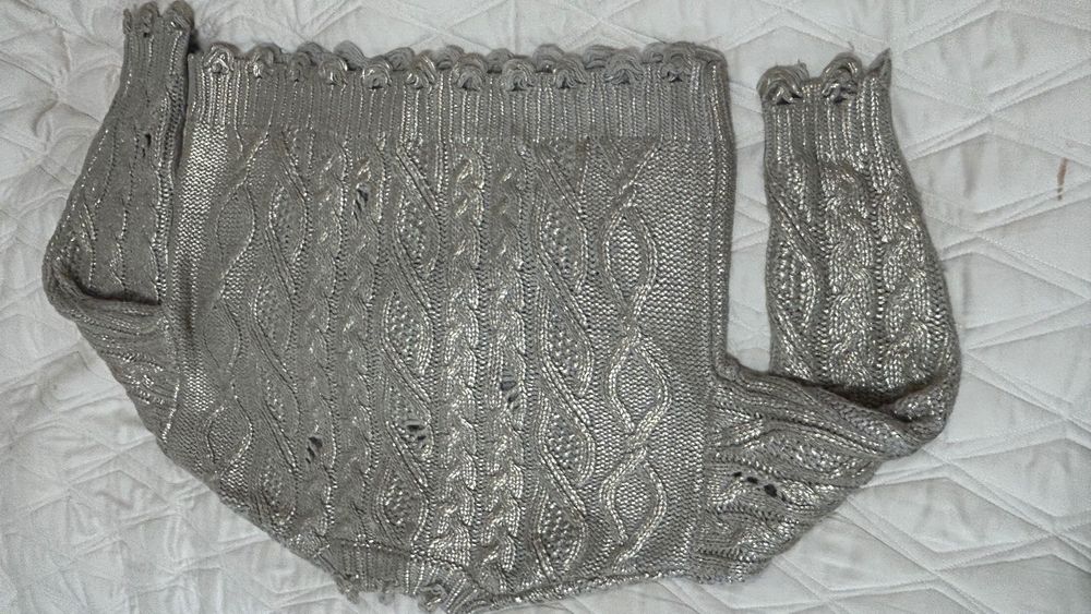 Ефектен пуловер ZARA , размер Л