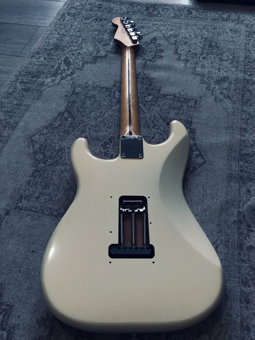 Fender Stratocaster Player series