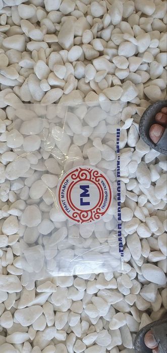 Белый декоратив камен галка