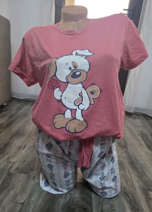Pijama noua cu eticheta