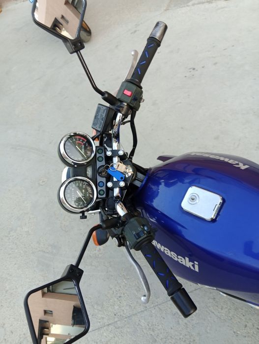Vând Kawasaki ER 5
