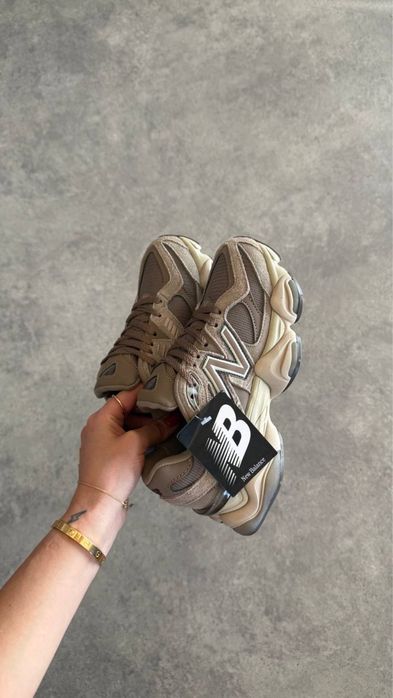 New Balance 9060 - “Mushroom Brown”