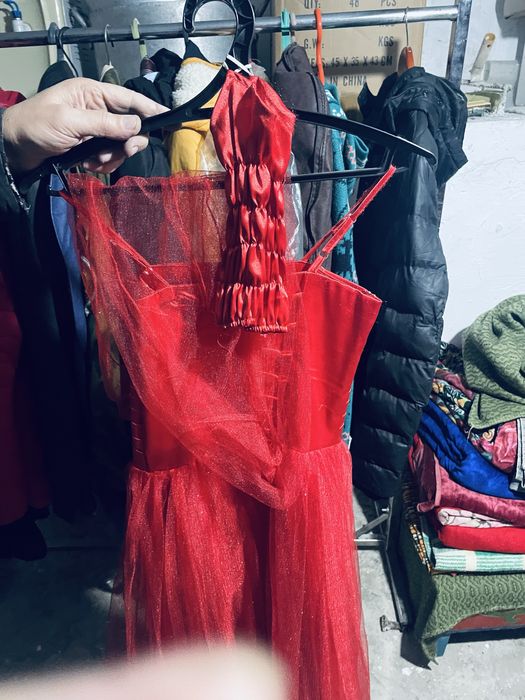 Продам детское платье в хорошем состояни