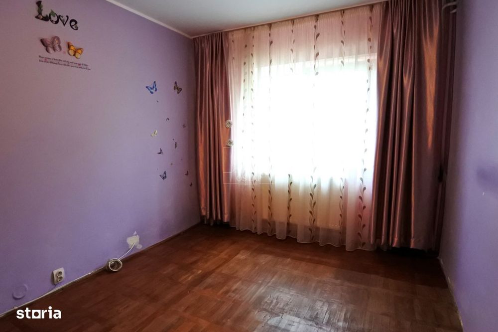 zona Nord-apartament 3 camere decomandate-parter inalt-centrala propri