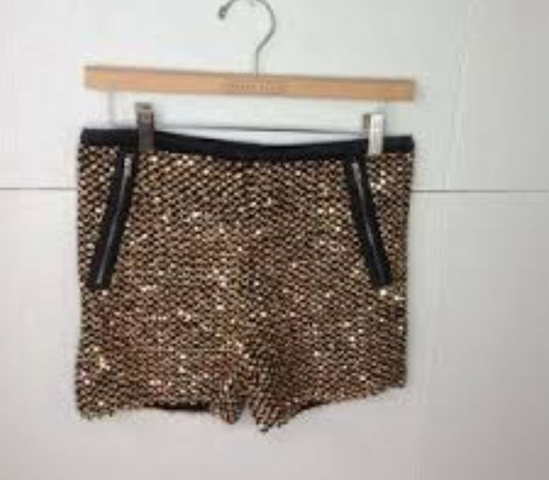 Къси еластични панталони за дискотечен клуб