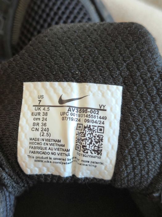 Маратонки Nike shox