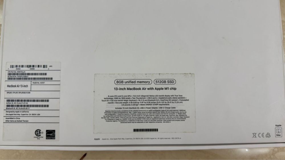 Продам Macbook Air 13