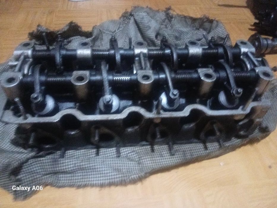 Продаются автозапчасти на Москвич 412 советского производства