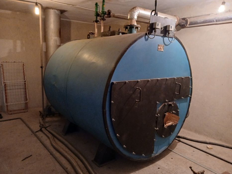 Котел с горелка в много добро състояние